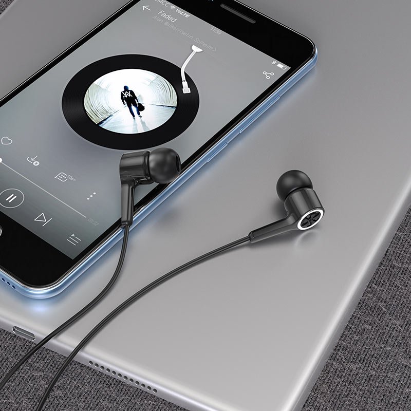 hoco-m104-gamble-wired-earphones-with-mic-interior-black.jpg